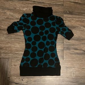 Women's short sleeve turtleneck sweater